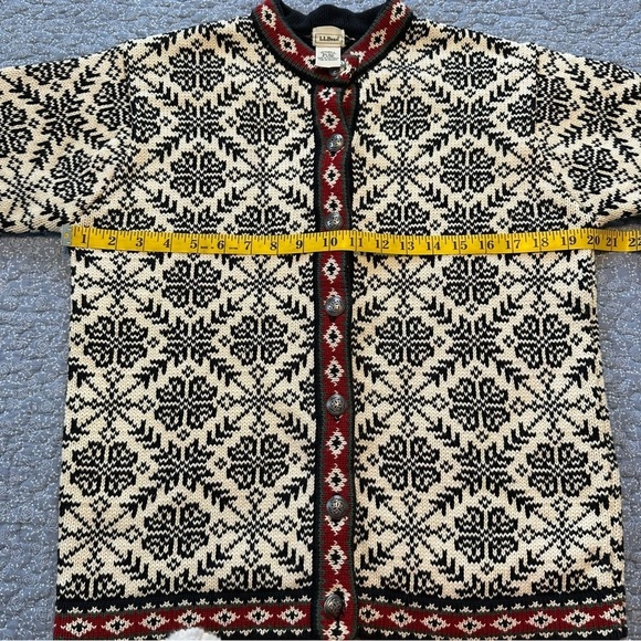 LL Bean Cardigan Wool Made in Australia Navy Cream & Red Aztec Vintage Size S/M - Picture 6 of 10